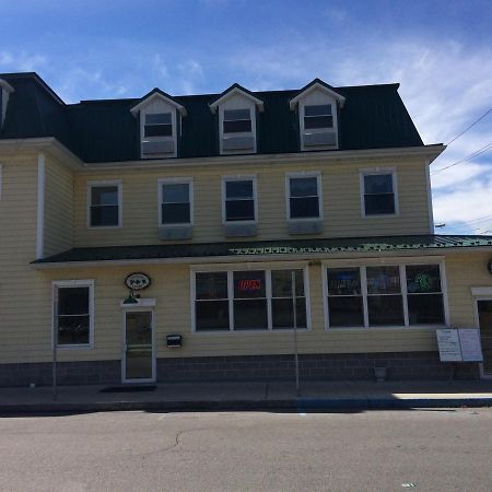 The City Hotel Bar & Grill Northern Cambria 外观 照片